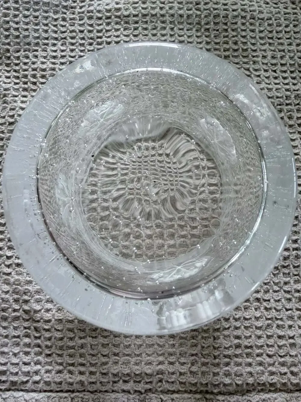Frosty Snowflakes Clear Bubble Glass Candle Holder Votive or Tumbler
